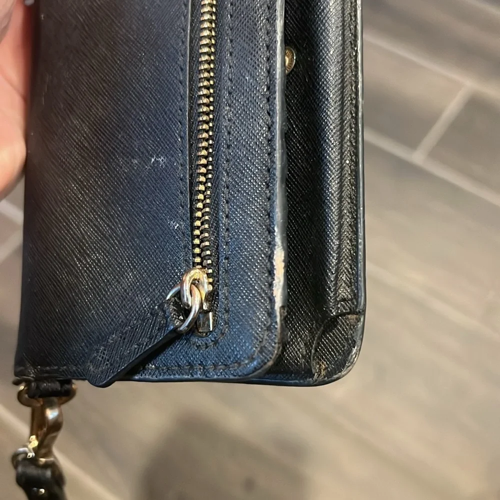 Michael Kors Black and Gold Wristlet